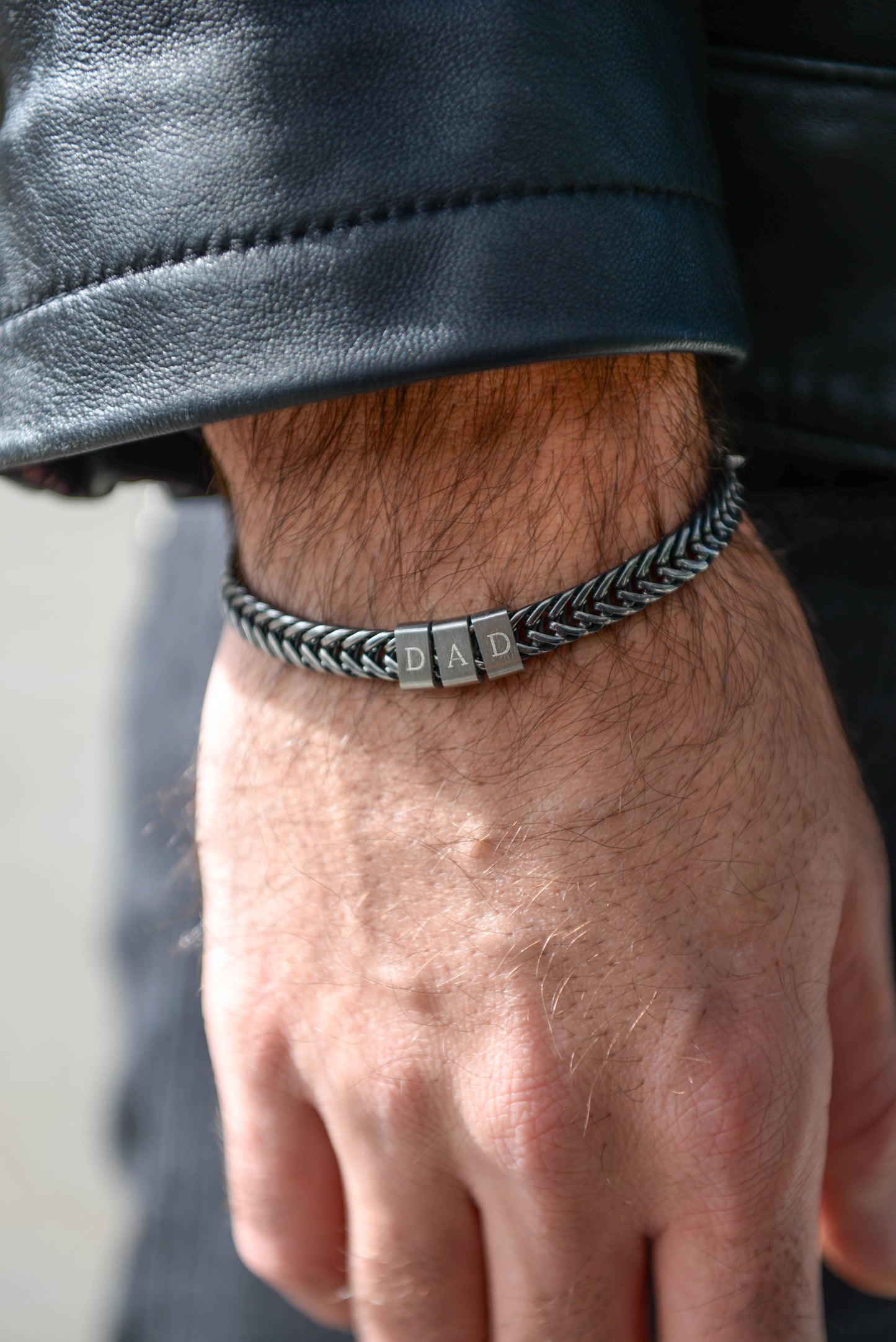 Personalized Daddy Bracelet, Custom Gift For Dad, Family Bracelet, Fathers Day Gift, Husband Gift, Engraved Dad Gift, Name Bracelet for Him