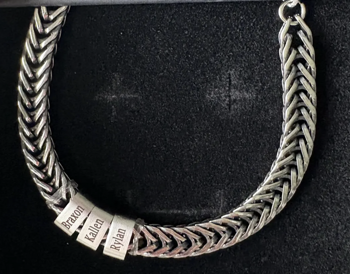 dad-bracelet-names